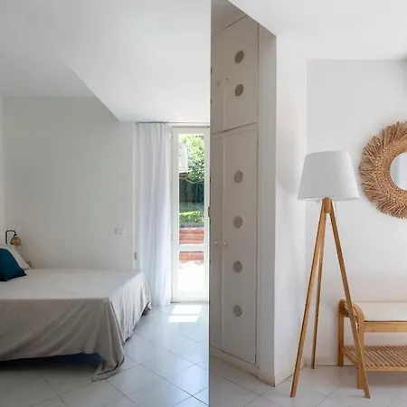 Donna Amalia In Mondello